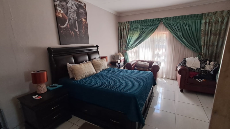 4 Bedroom Property for Sale in Parys Free State